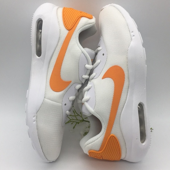 WMNS NIKE AIR MAX OKETO white/orange peel - Picture 4 of 8